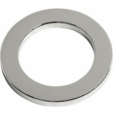 Spacer Axle Chr Rt 04-05 Fxd