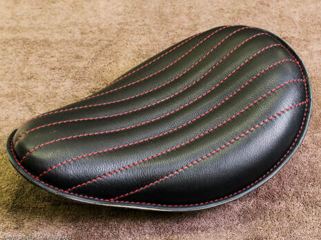 Bobber-sadel Wide All Leather Solo 11"